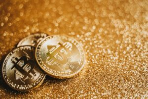 Gold vs Bitcoin